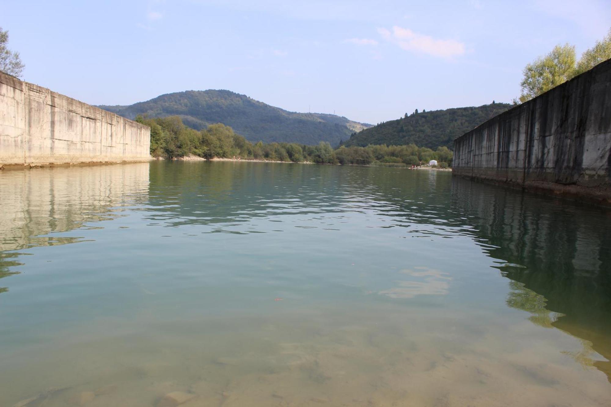 U Dvori Hotel Podgorodtsy ภายนอก รูปภาพ